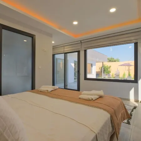 Ata Villa